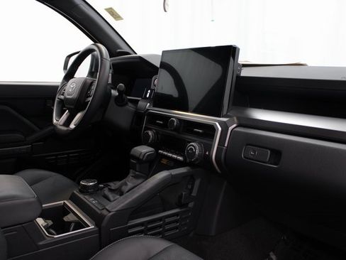 Used 2025 Toyota 4Runner TRD Off-Road Premium image 30