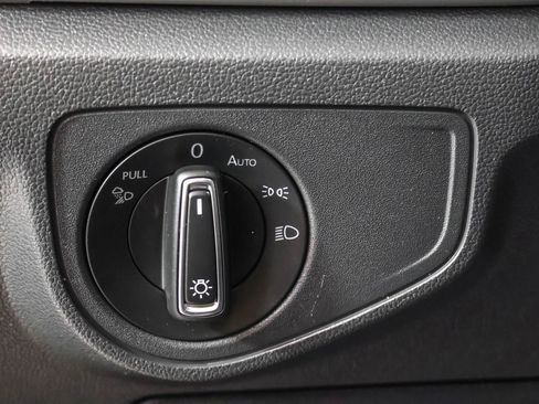 Certified 2022 Volkswagen Atlas SE w/ Panoramic Sunroof Package image 27