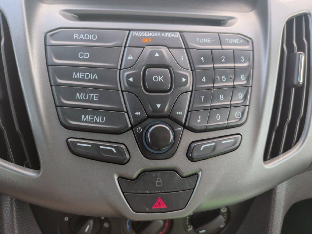 Used 2016 Ford Transit Connect XL FWD image 8