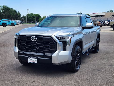 Used 2023 Toyota Tundra Limited w/ TRD Off-Road Package AWD/4WD image 2