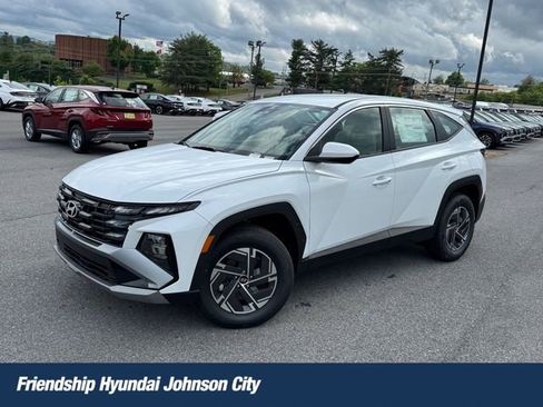 New 2026 Hyundai Tucson Blue SE AWD/4WD image 1