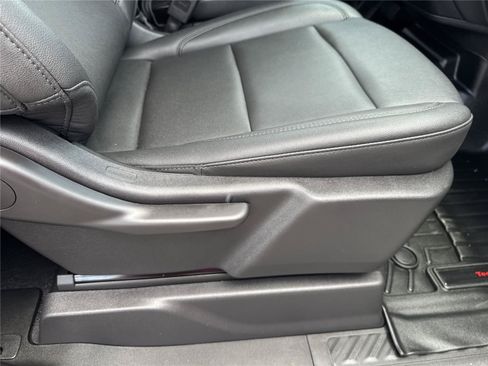 Used 2025 GMC Sierra 1500 Pro w/ Pro Value Package AWD/4WD image 29