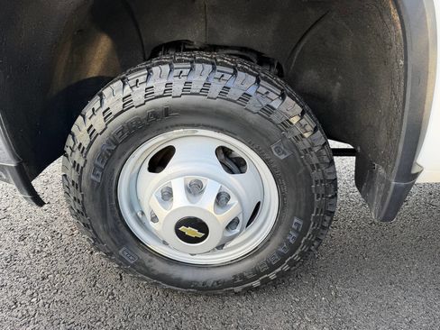 Used 2022 Chevrolet Silverado 3500 W/T w/ WT Convenience Package image 8