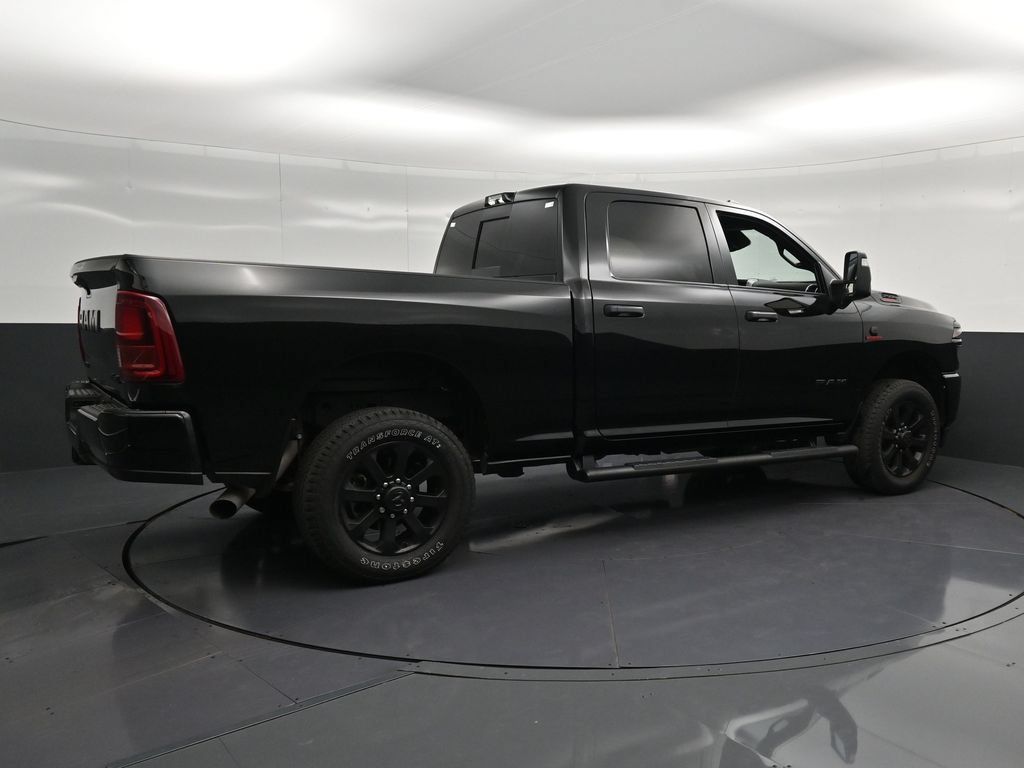 Used 2025 RAM 2500 Big Horn AWD/4WD image 3