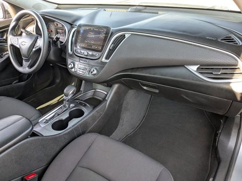 Used 2024 Chevrolet Malibu LT image 20