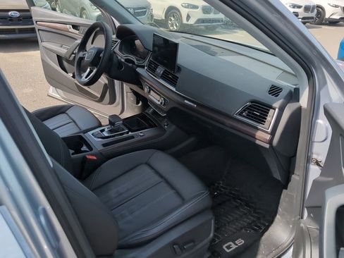 Used 2023 Audi Q5 2.0T Premium Plus w/ Premium Plus Package AWD/4WD image 14