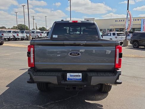 New 2026 Ford F250 XLT w/ XLT Premium Package AWD/4WD image 4
