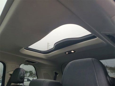 Used 2020 BMW X7 xDrive40i w/ Parking Assistance Package image 14