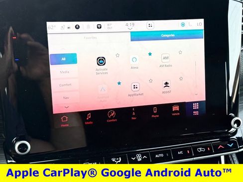 Used 2023 Jeep Wagoneer L Series III w/ Preferred Equipment Group image 13