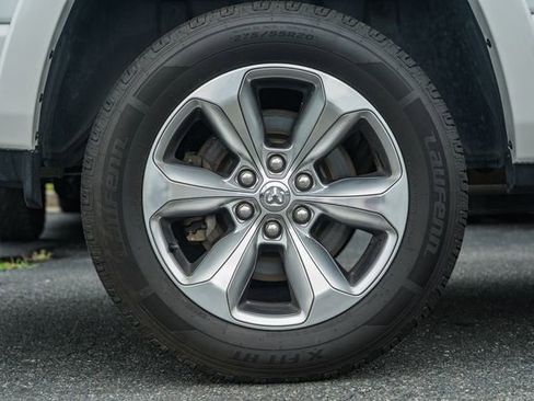 Used 2019 RAM 1500 Limited AWD/4WD image 27