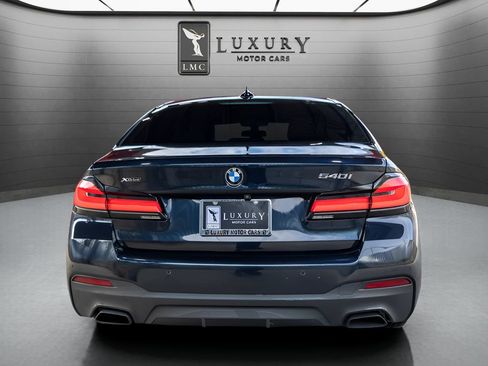 Used 2022 BMW 540i xDrive w/ M Sport Package AWD/4WD image 7