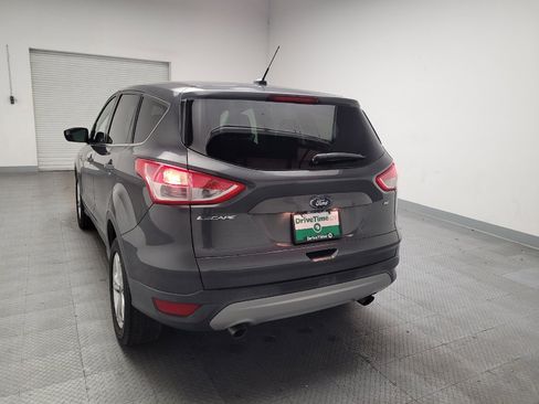 Used 2015 Ford Escape SE FWD image 6