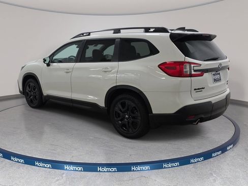 Used 2023 Subaru Ascent Onyx Edition AWD/4WD image 8