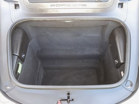 Used 2021 Porsche 718 Cayman RWD image 58
