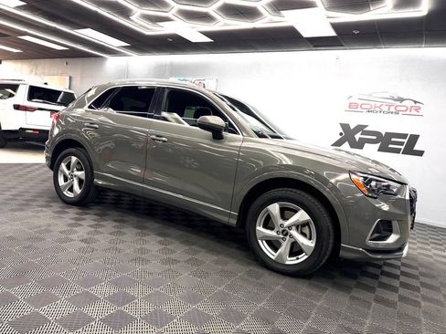 Used 2021 Audi Q3 2.0T Premium AWD/4WD image 2