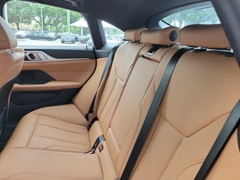 Used 2024 BMW i4 eDrive40 w/ M Sport Package RWD image 8
