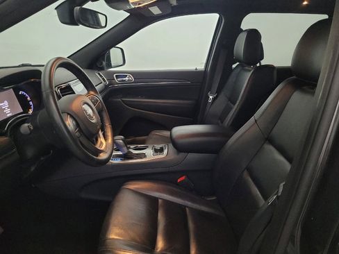 Used 2019 Jeep Grand Cherokee Limited AWD/4WD image 17