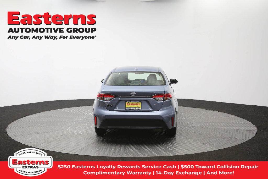 Used 2023 Toyota Corolla LE FWD image 37