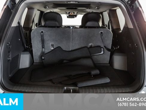 Used 2024 Kia EV9 Land image 25