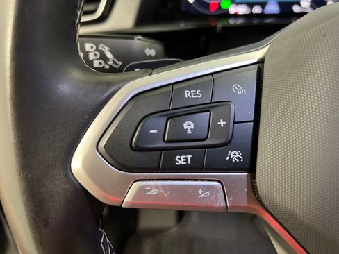 Used 2024 Volkswagen Atlas Cross Sport SE AWD/4WD image 48
