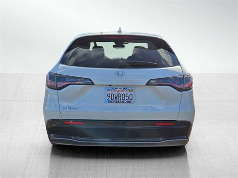 Used 2023 Honda HR-V EX-L image 5