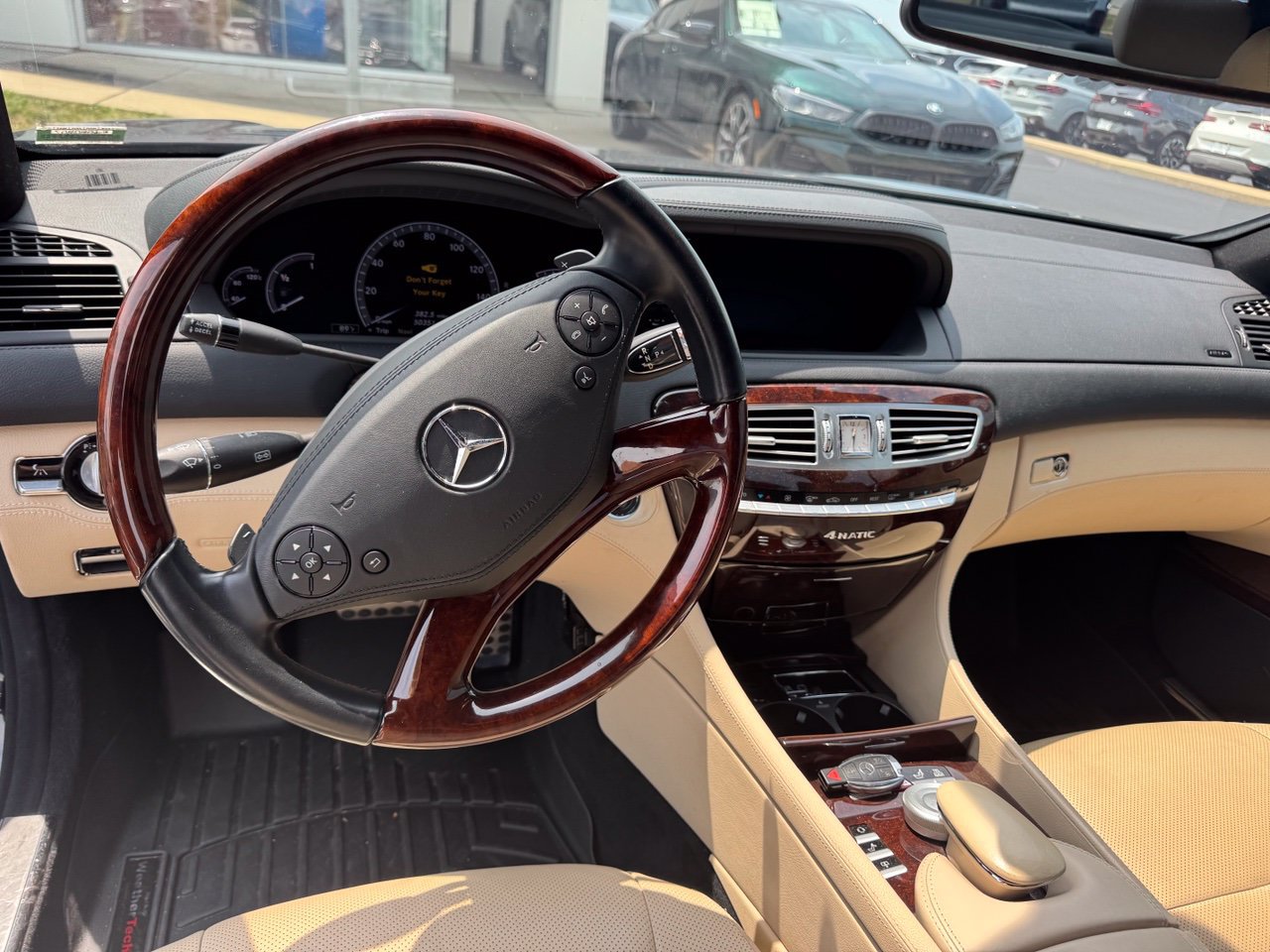 Used 2012 Mercedes-Benz CL 550 4MATIC image 11