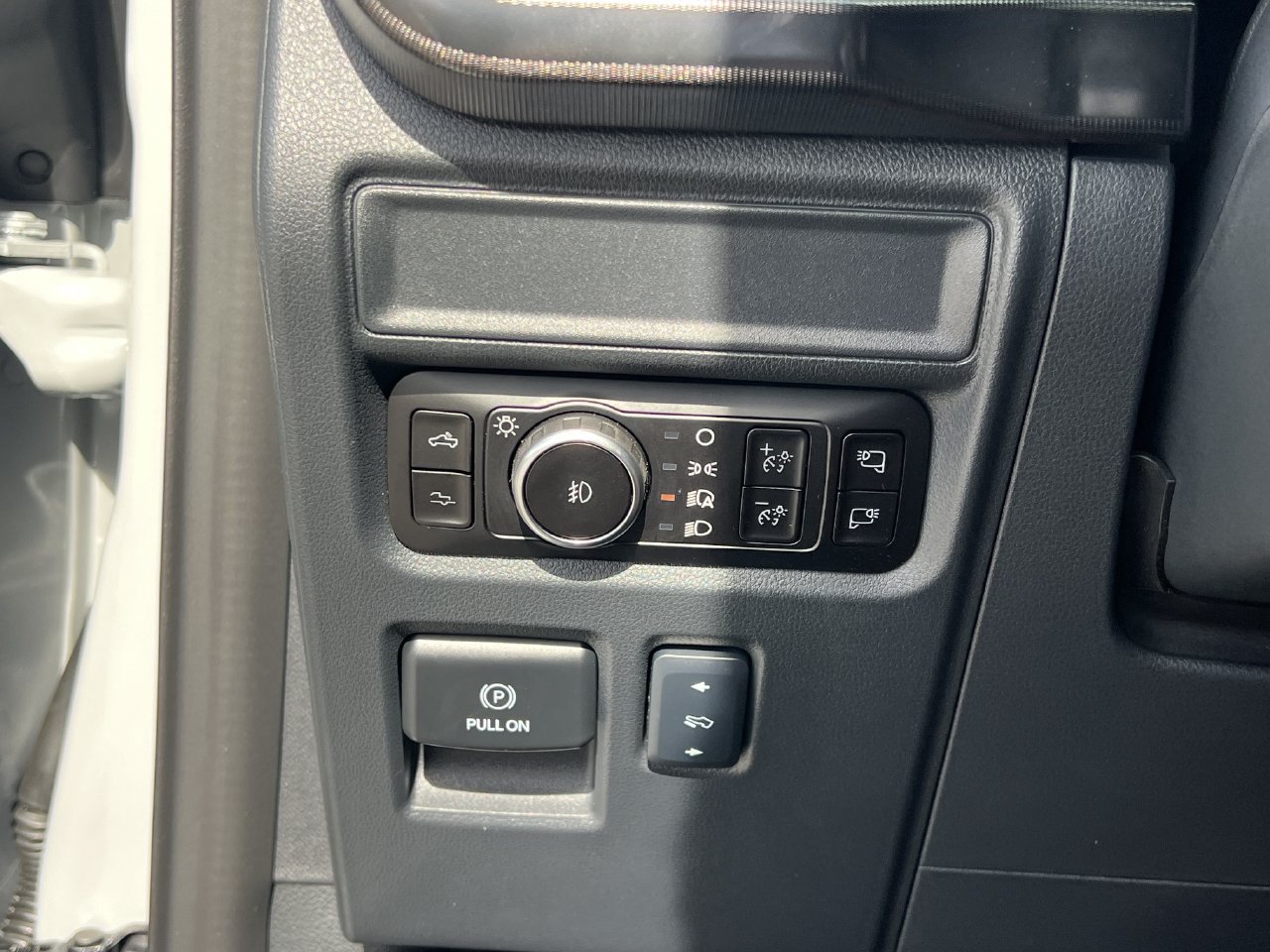 New 2026 Ford F150 Raptor AWD/4WD image 15