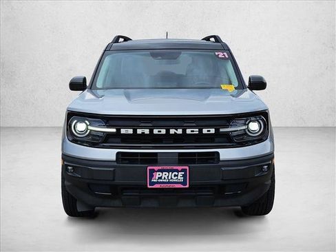 Used 2021 Ford Bronco Sport Outer Banks w/ Outer Banks Package AWD/4WD image 2