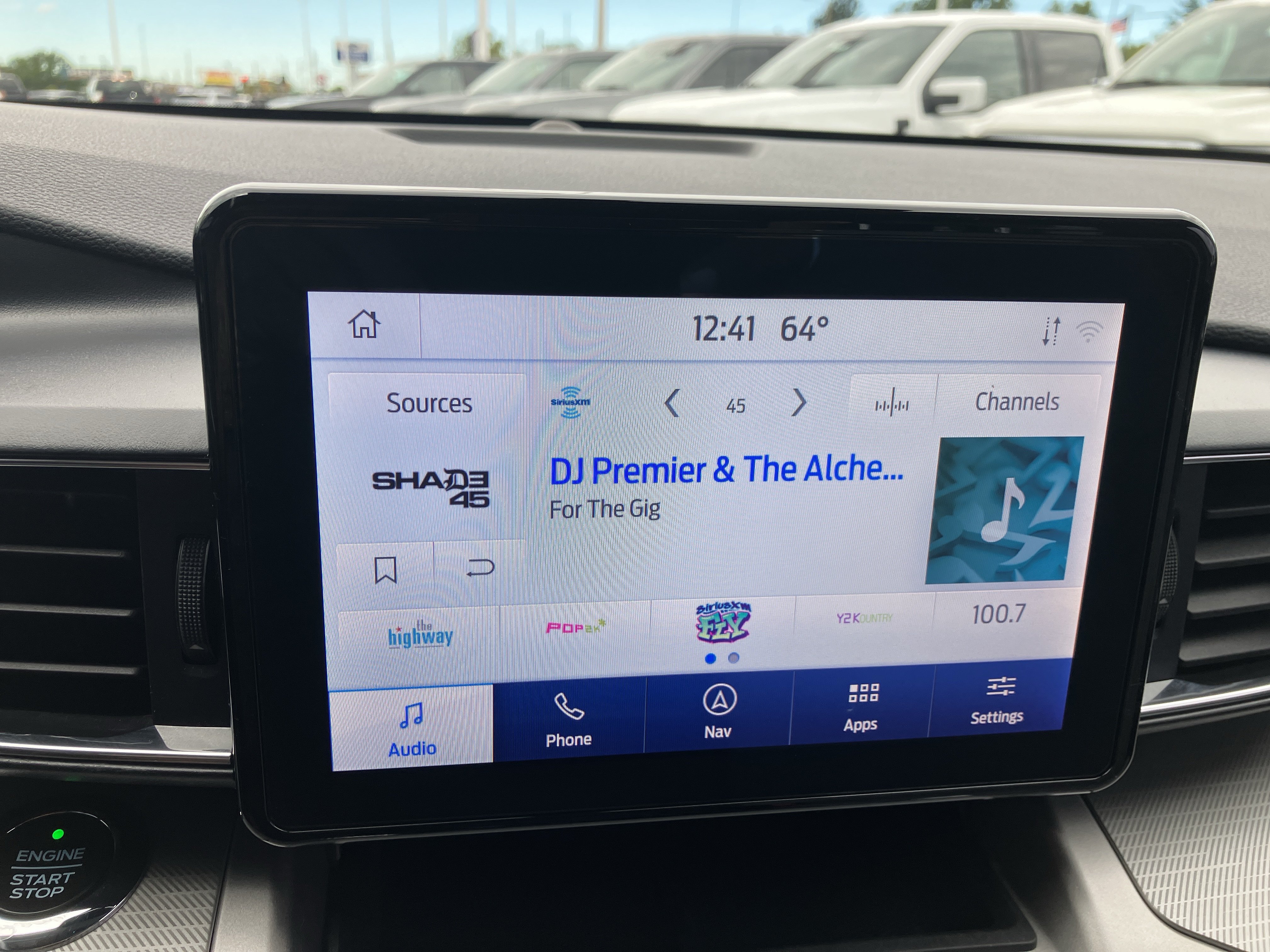 Used 2021 Ford Explorer XLT w/ Equipment Group 202A AWD/4WD image 28