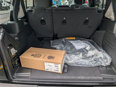 New 2026 Jeep Wrangler Unlimited Sport AWD/4WD image 10