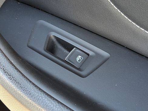 Used 2021 Volkswagen Arteon SEL Premium image 39