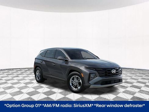 New 2026 Hyundai Tucson SE image 2