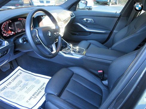 Used 2020 BMW 330i xDrive Sedan w/ Convenience Package image 13