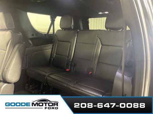 Used 2023 GMC Yukon XL Denali w/ Denali Reserve Package image 20