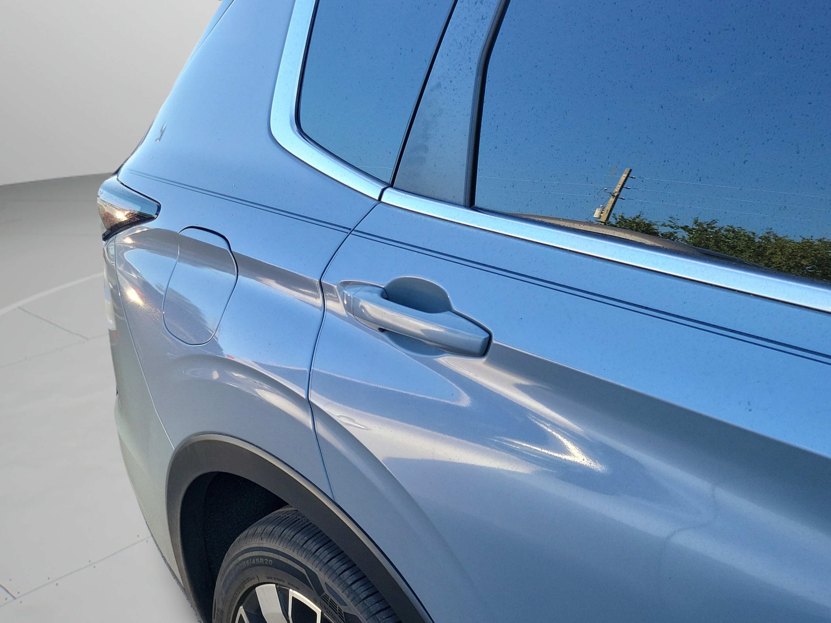 Used 2025 Mitsubishi Outlander SE FWD image 18