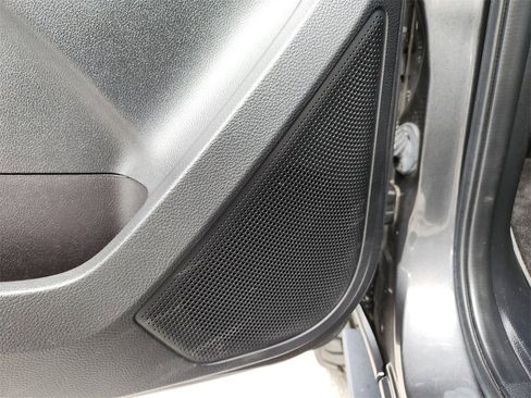 Used 2019 Ford Ranger Lariat w/ Equipment Group 501A Mid image 18