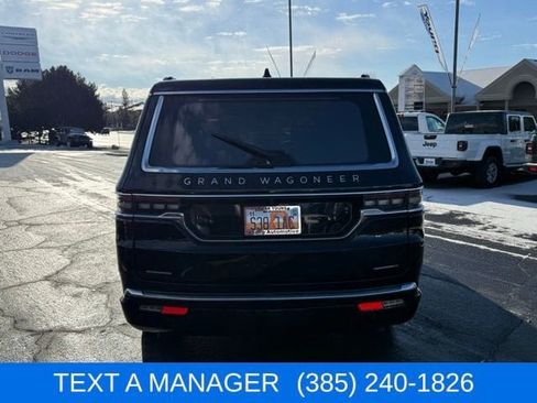 Used 2023 Jeep Grand Wagoneer Series III image 7
