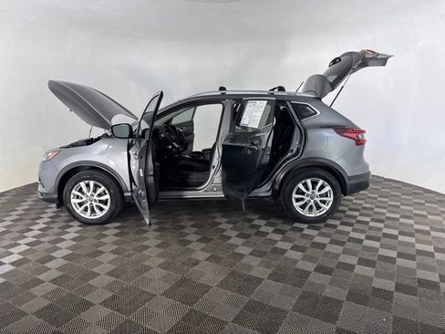Used 2020 Nissan Rogue Sport SV AWD/4WD image 11