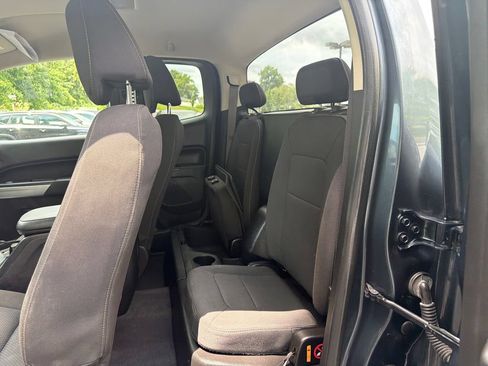 Used 2020 Chevrolet Colorado LT w/ Safety Package RWD image 24