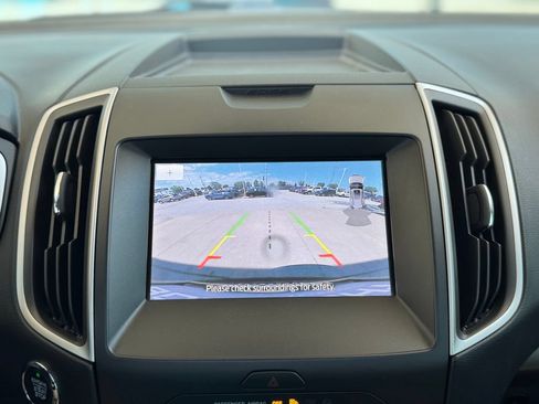 Used 2020 Ford Edge SEL w/ Cold Weather Package AWD/4WD image 23