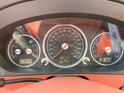 Used 2008 Chrysler Crossfire Limited RWD image 29