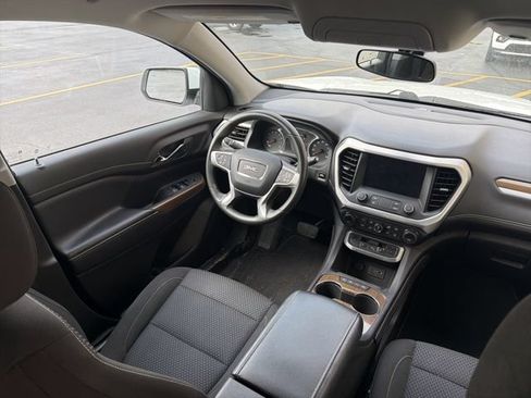 Used 2021 GMC Acadia SLE FWD image 12