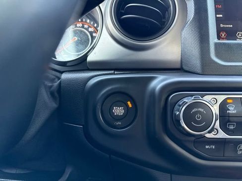 Used 2020 Jeep Wrangler Unlimited Sport AWD/4WD image 26