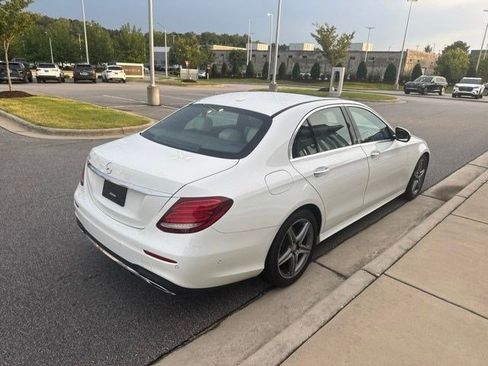 Used 2017 Mercedes-Benz E 300 image 6