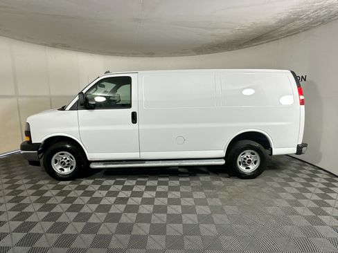 Used 2024 GMC Savana 2500 Work Van w/ Driver Convenience Package image 6