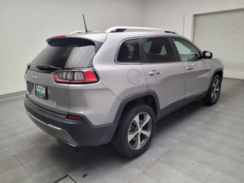 Used 2019 Jeep Cherokee Limited w/ Luxury Group image 9