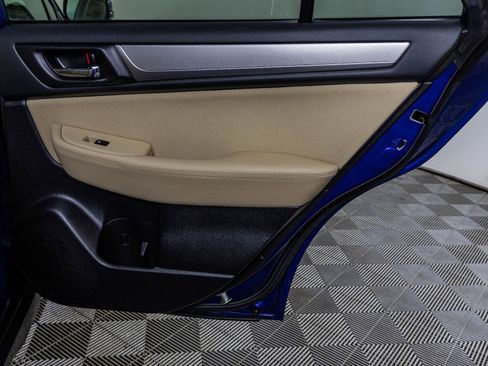 Used 2017 Subaru Outback 2.5i Premium image 46