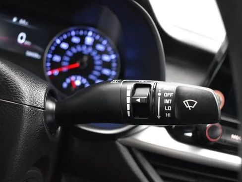 Used 2024 Kia Forte LXS FWD image 25