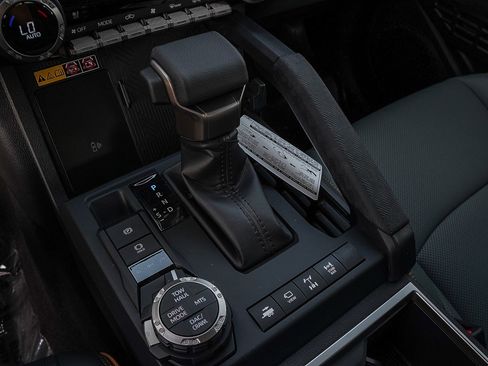 New 2025 Toyota Tacoma Trailhunter image 29