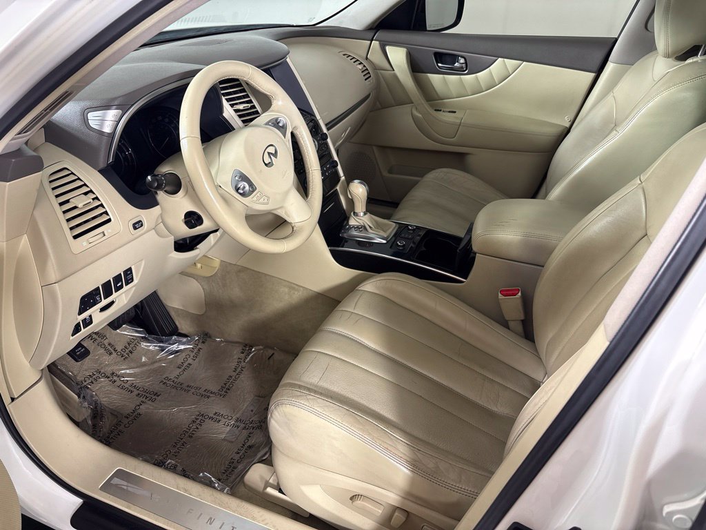 Used 2014 INFINITI QX70 2WD w/ Premium Package image 27